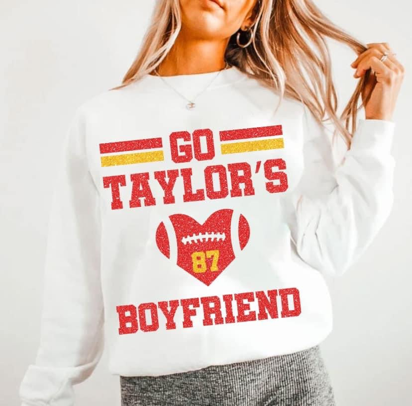 Go Taylor’s Boyfriend ❤️💛