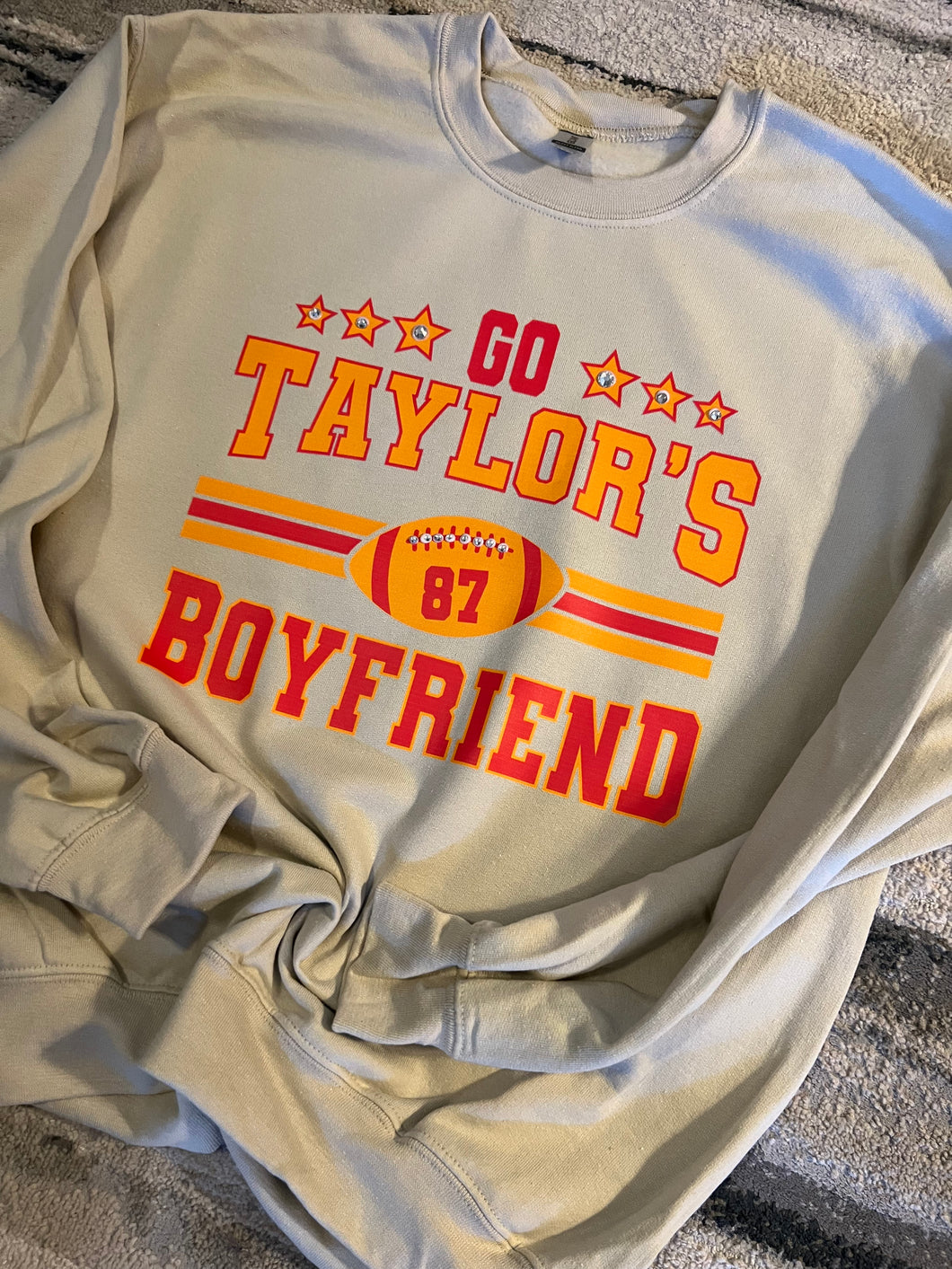 Go Taylor’s Boyfriend - Football